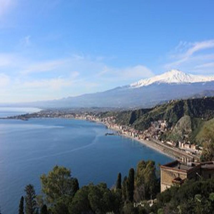 Holiday Maison Villa Arci Giardini Naxos Exterior photo